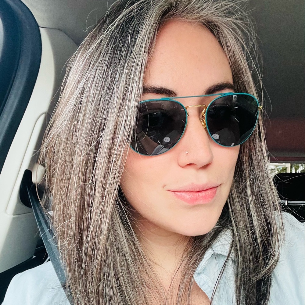 Meet your Posher, Nicolle